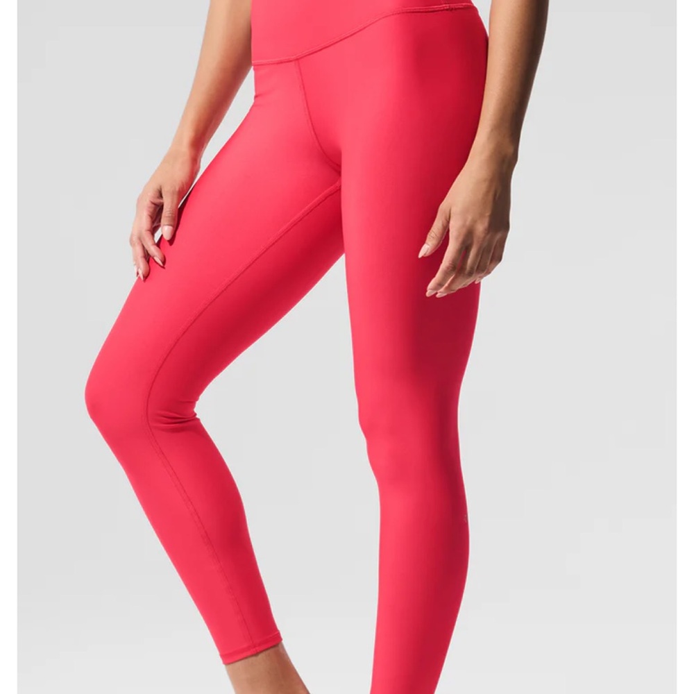 ALO 7/8 High Waist Airlift Legging  - Vibrant Pink